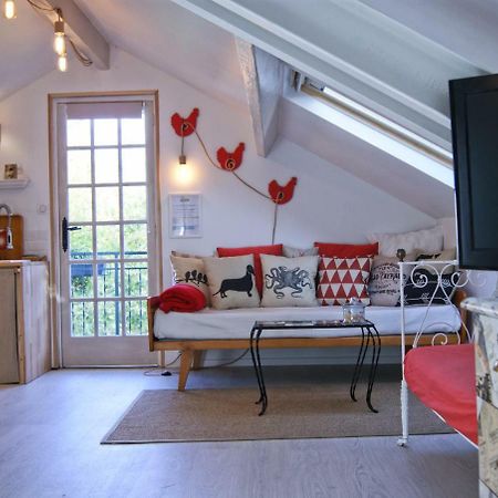 Le Grenier De Louisette Bed & Breakfast Libourne Ngoại thất bức ảnh