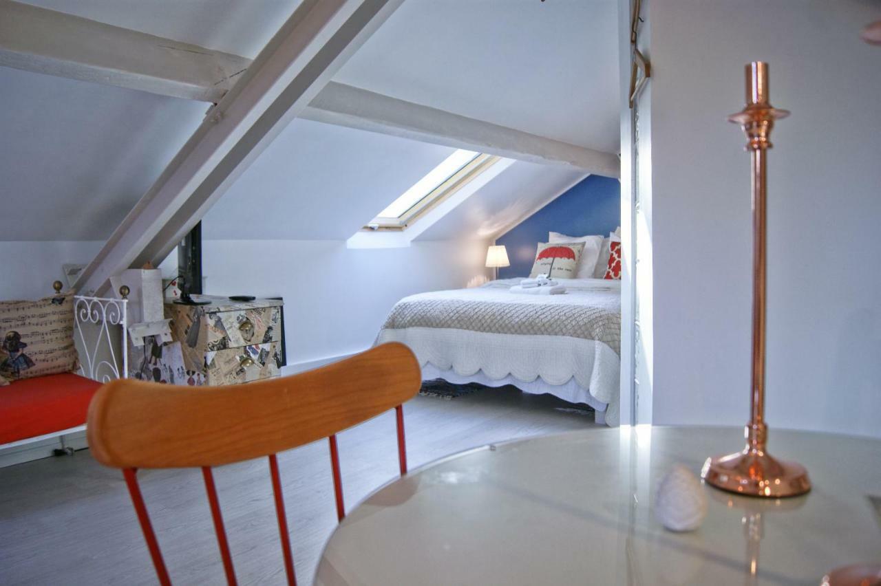 Le Grenier De Louisette Bed & Breakfast Libourne Ngoại thất bức ảnh
