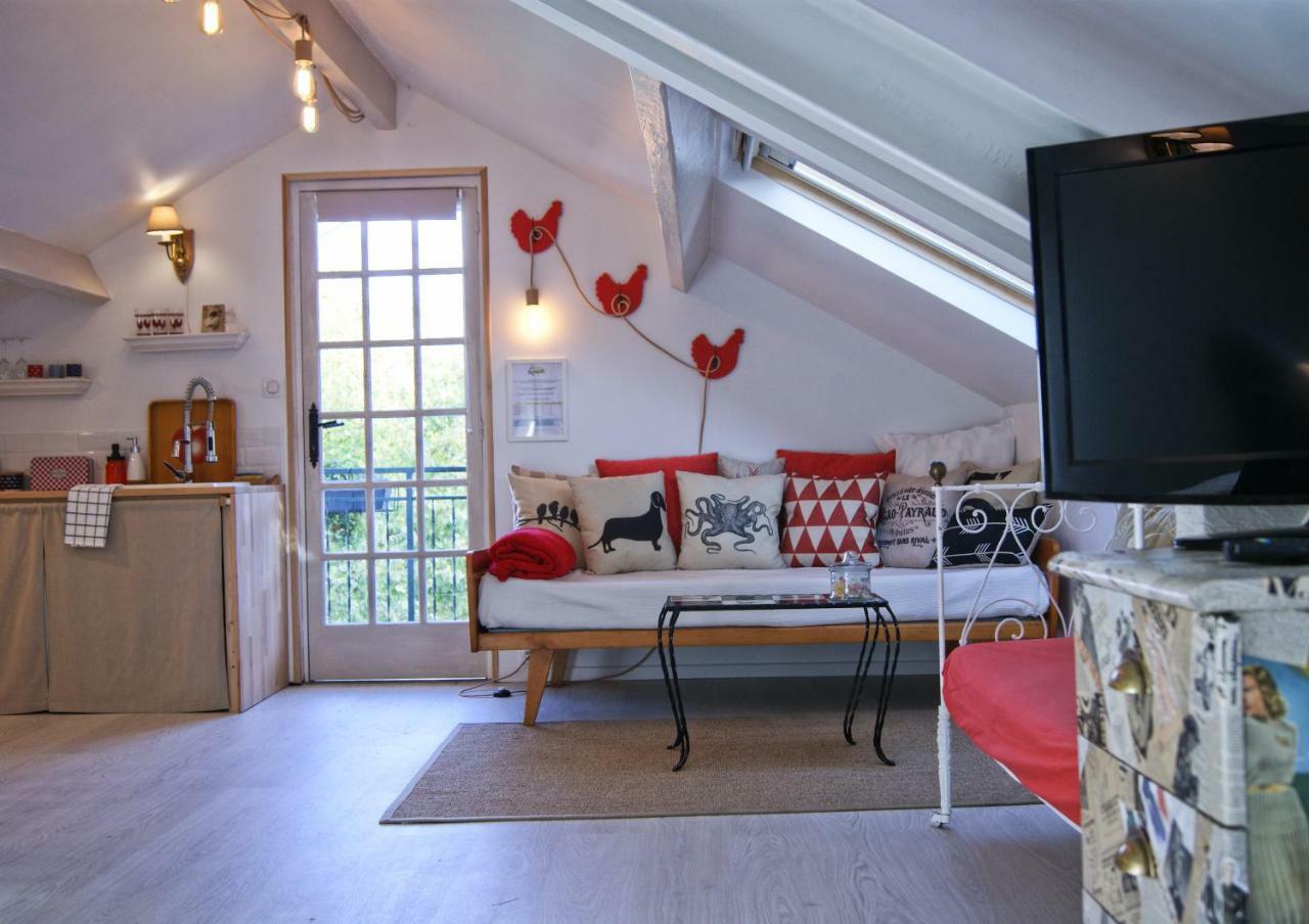 Le Grenier De Louisette Bed & Breakfast Libourne Ngoại thất bức ảnh